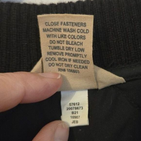 Duluth Trading Company Quilted Bomber Jacket Women's Size L - Picture 7 of 7